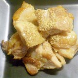 簡単♪おつまみ♪焼きとりもも肉のごままぶし